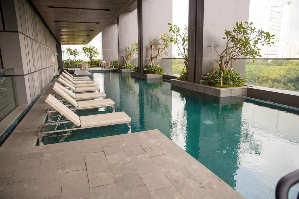 Patio, Day, Pool view, Swimming pool, sunbed