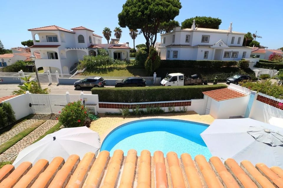 Villa Vilamoura, piscina privada Villa in Quarteira