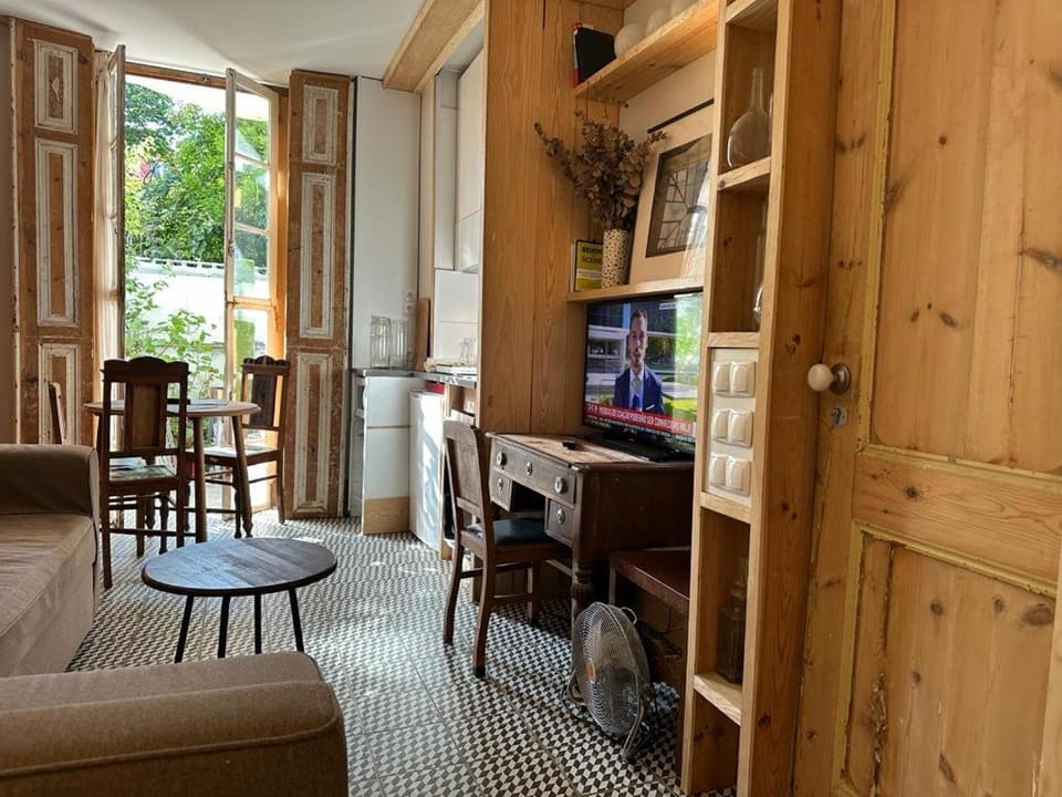 Charming Studio in the City Center - With Terrace Apartment in Lisbon