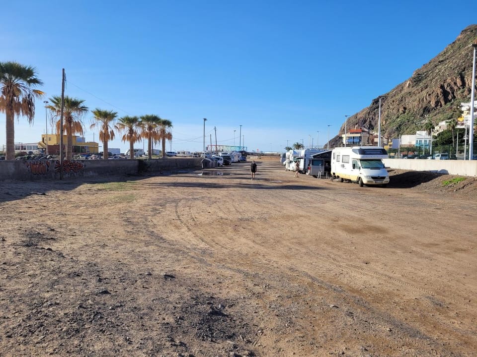 Wohnmobil Hotel Andy y Dairys Campground/ 
RV Resort in Canary Islands