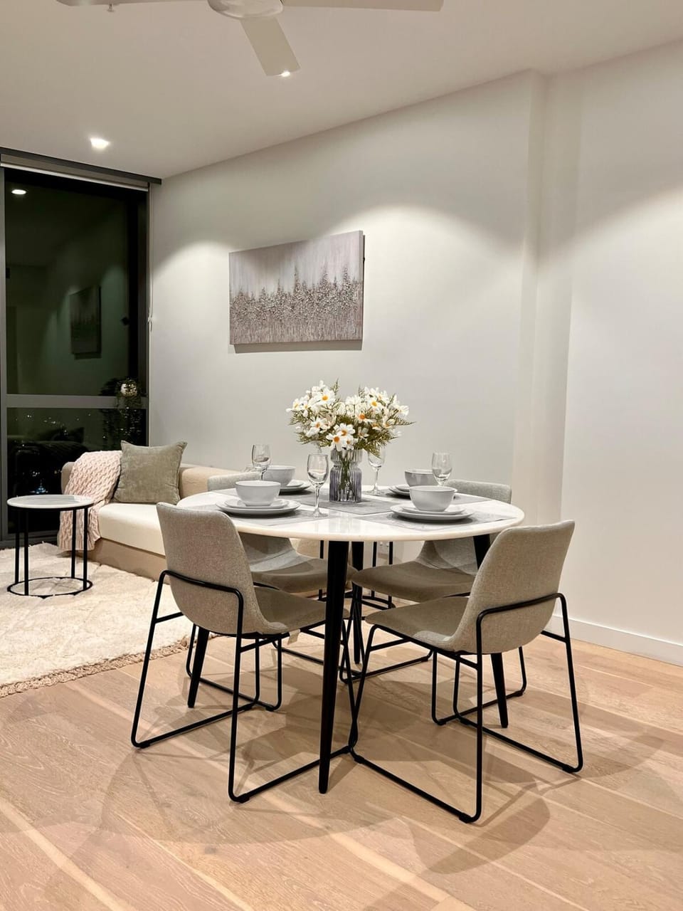Living room, Seating area, Dining area