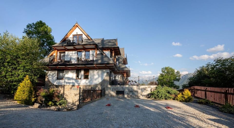 Property building, Day, Natural landscape