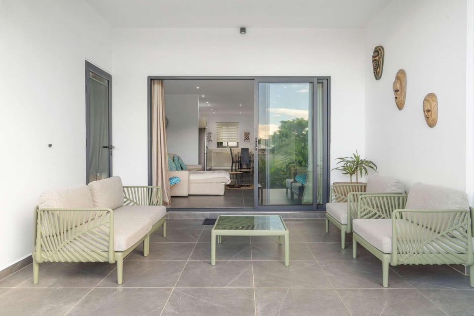 Property building, Patio