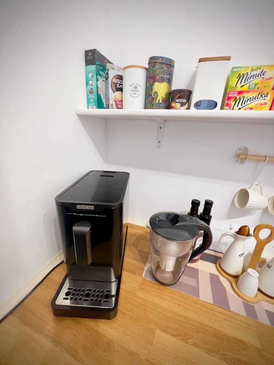 Coffee/tea facilities, Kitchen or kitchenette