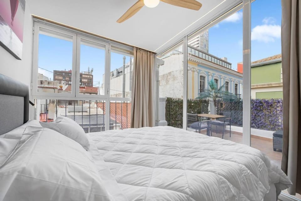 LovelyLofts Cathedral Penthouse Apartment in Alicante