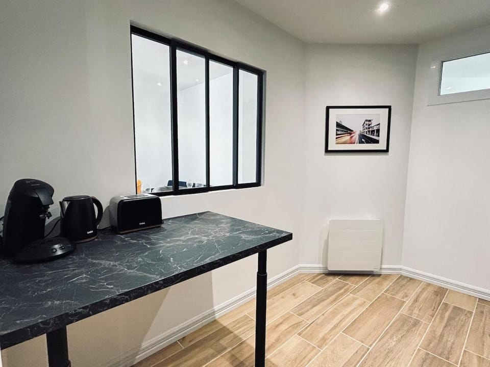 2 Lenoir T2 spacieux avec jacuzzi au centre-ville Apartment in Reims