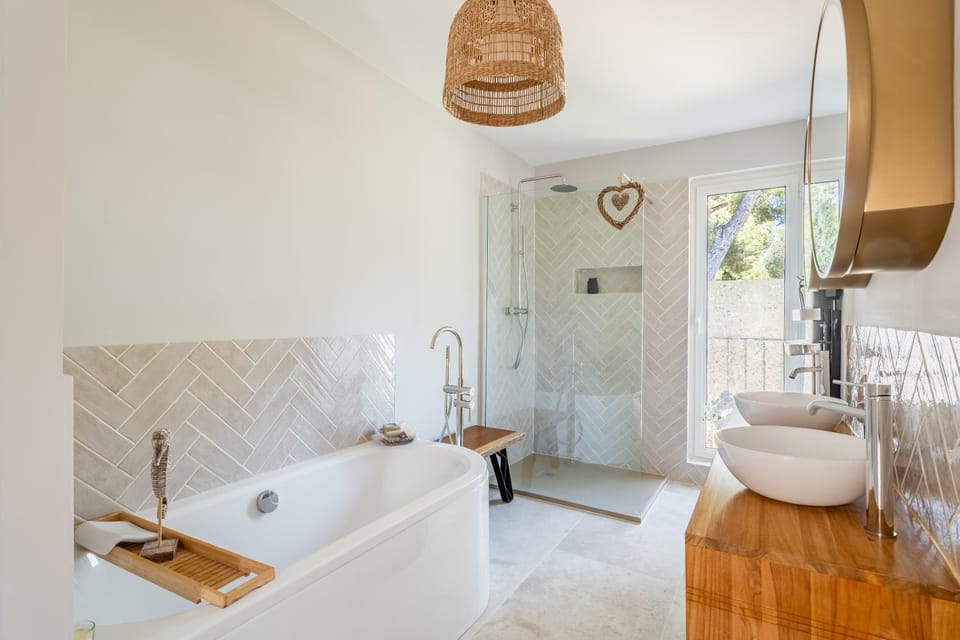 Shower, Bathroom, Bath, towels