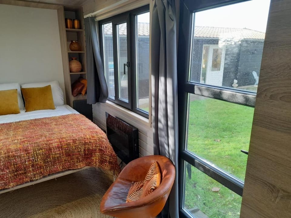 Tiny House Egmond Apartment in Egmond aan Zee