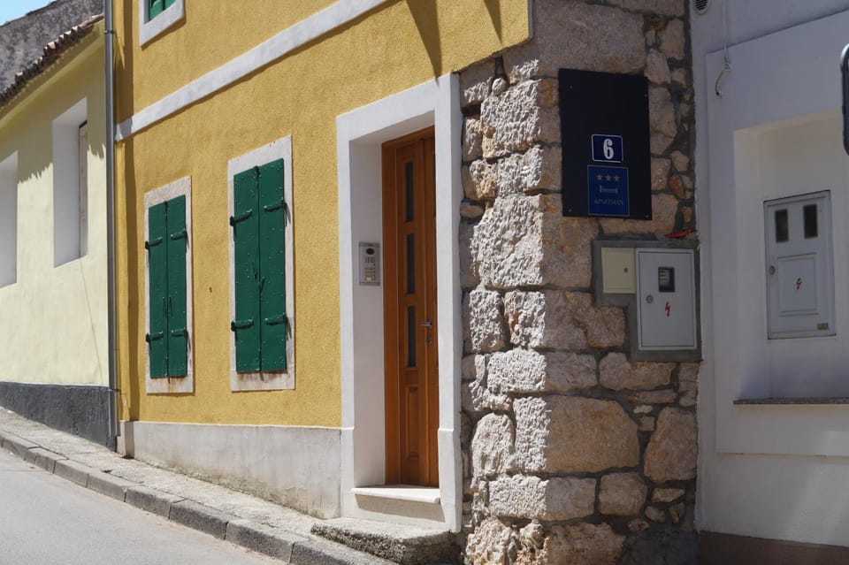 Facade/entrance, Street view