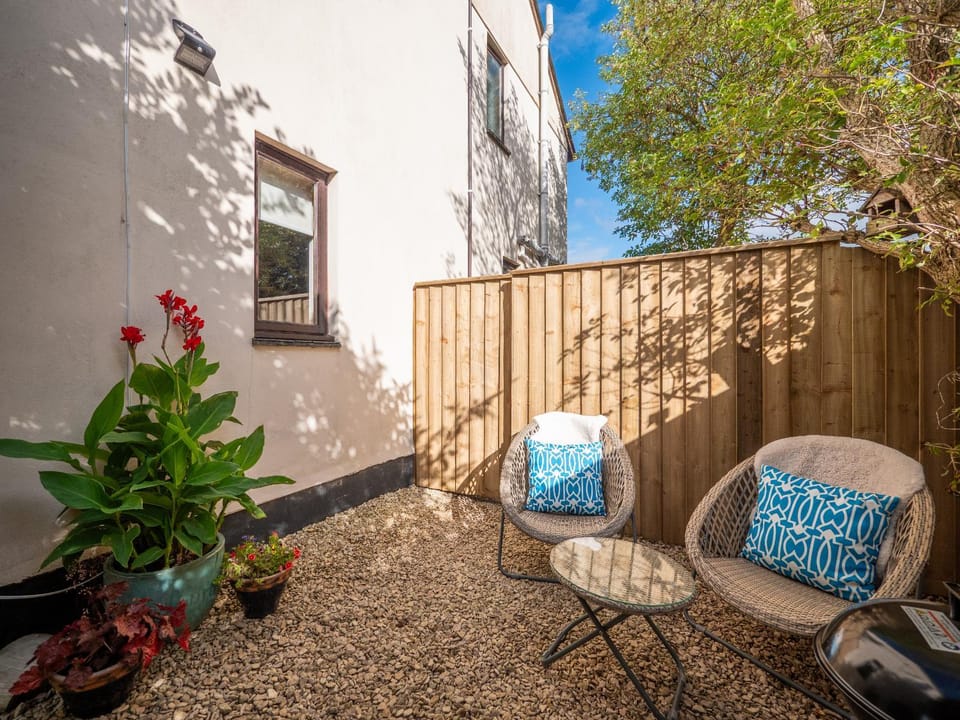 Comfortable Annexe With Patio Near Coast & Exmoor House in Barnstaple