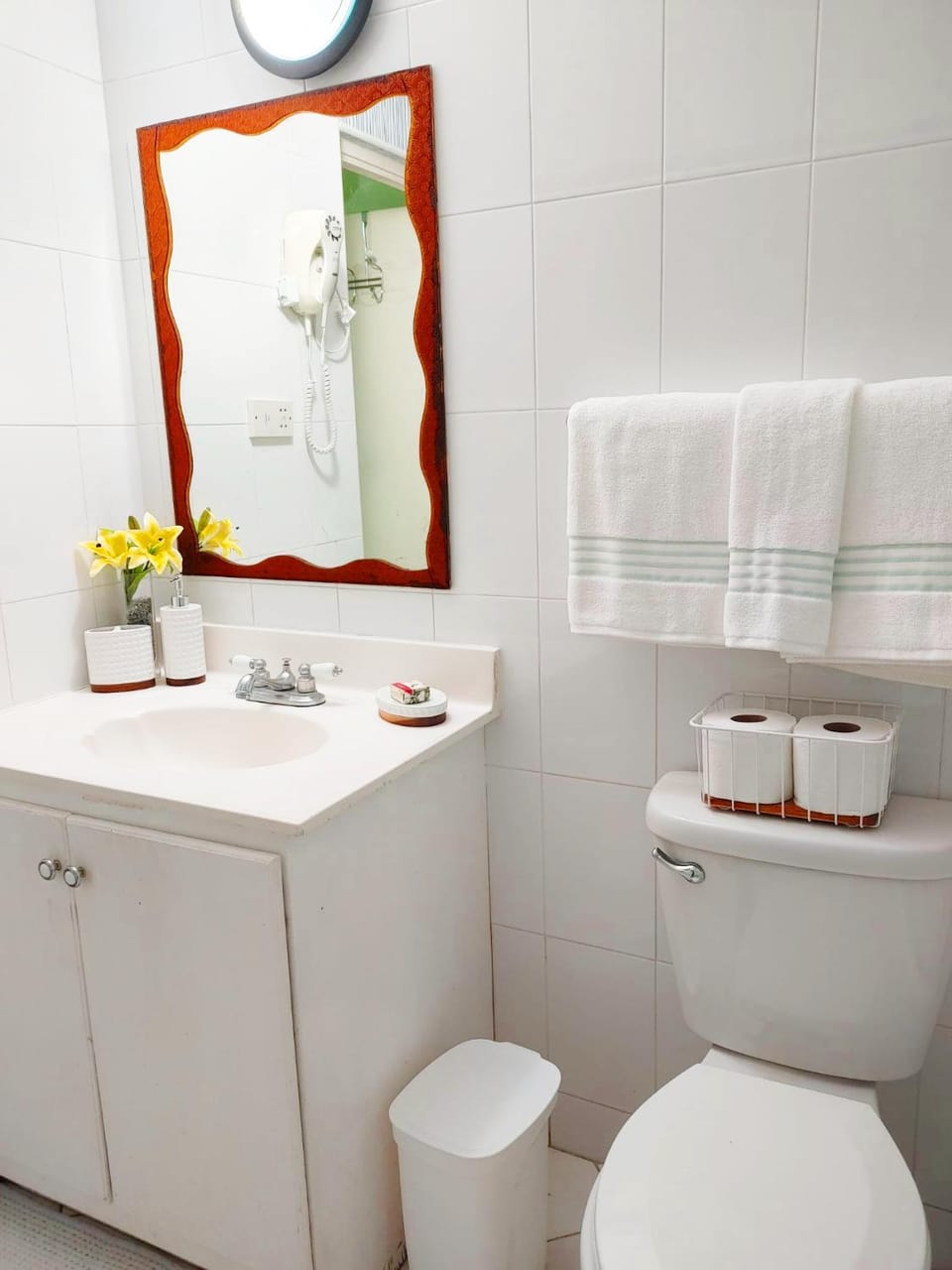 Toilet, Bathroom, towels