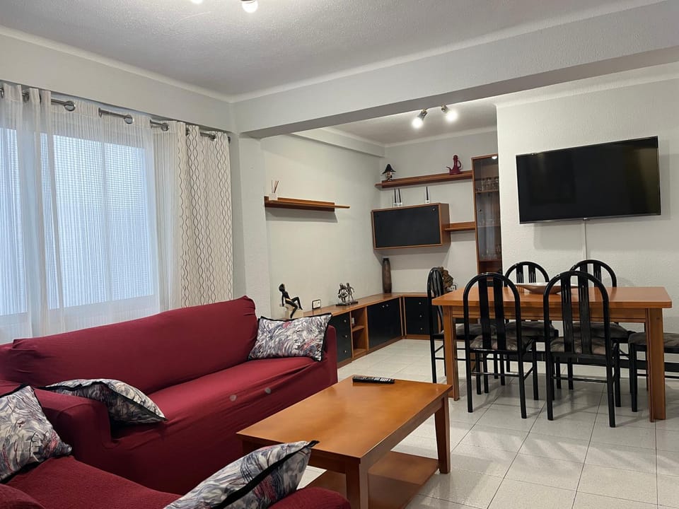 TV and multimedia, Living room, Dining area
