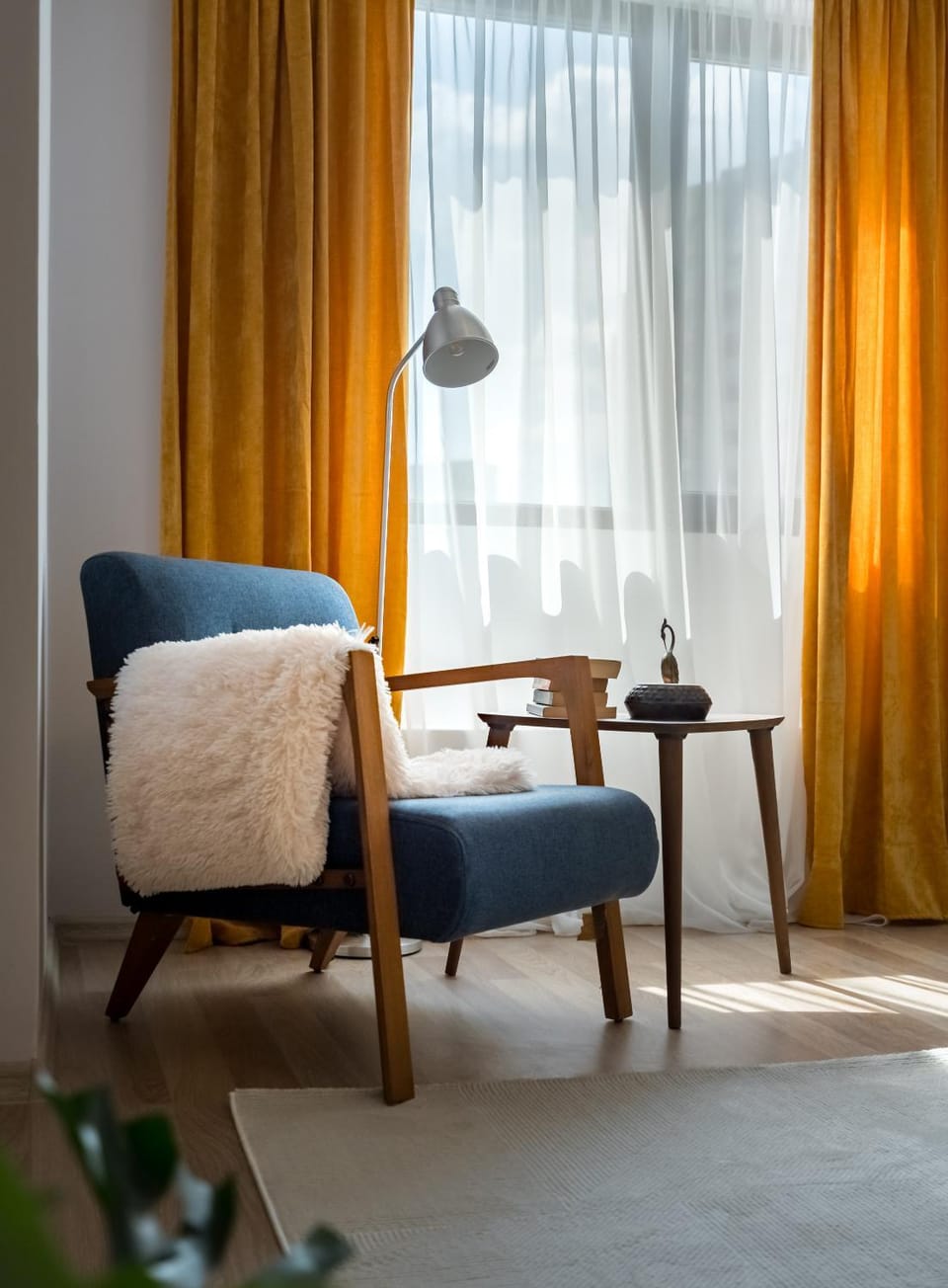 Living room, Photo of the whole room, Seating area, Bedroom