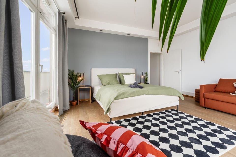 Bed, Photo of the whole room, Bedroom