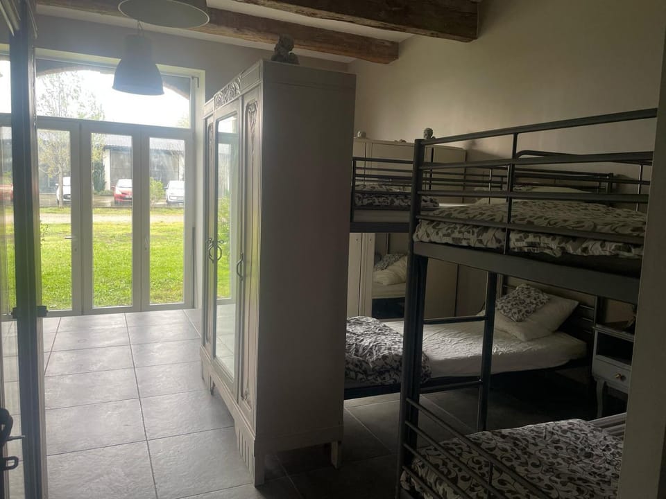 Dortoir de 12Lits Hostel in Occitanie
