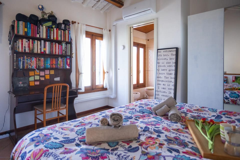 Bed, Library, Bedroom