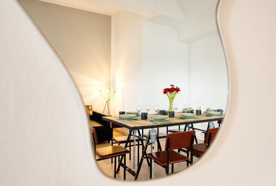Living room, Decorative detail, Decorative detail, Seating area, Dining area