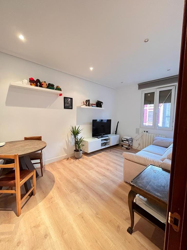 Communal lounge/ TV room, TV and multimedia, Living room