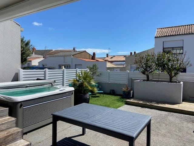 Le Vivier, élégante maison familiale avec Spa Bed and Breakfast in Château-d'Olonne