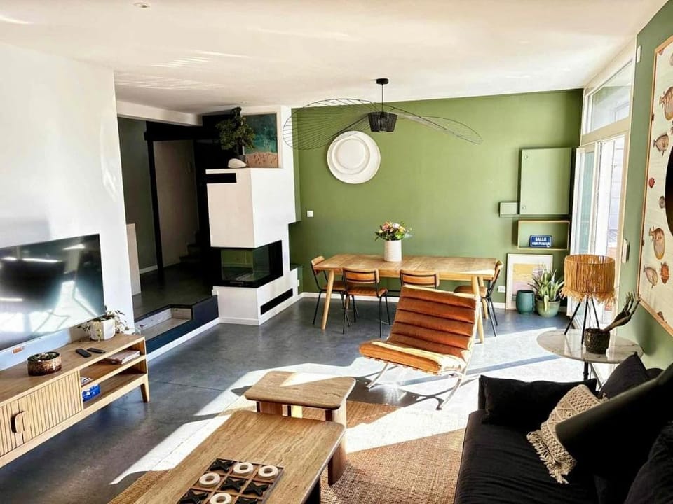 Le Vivier, élégante maison familiale avec Spa Bed and Breakfast in Château-d'Olonne