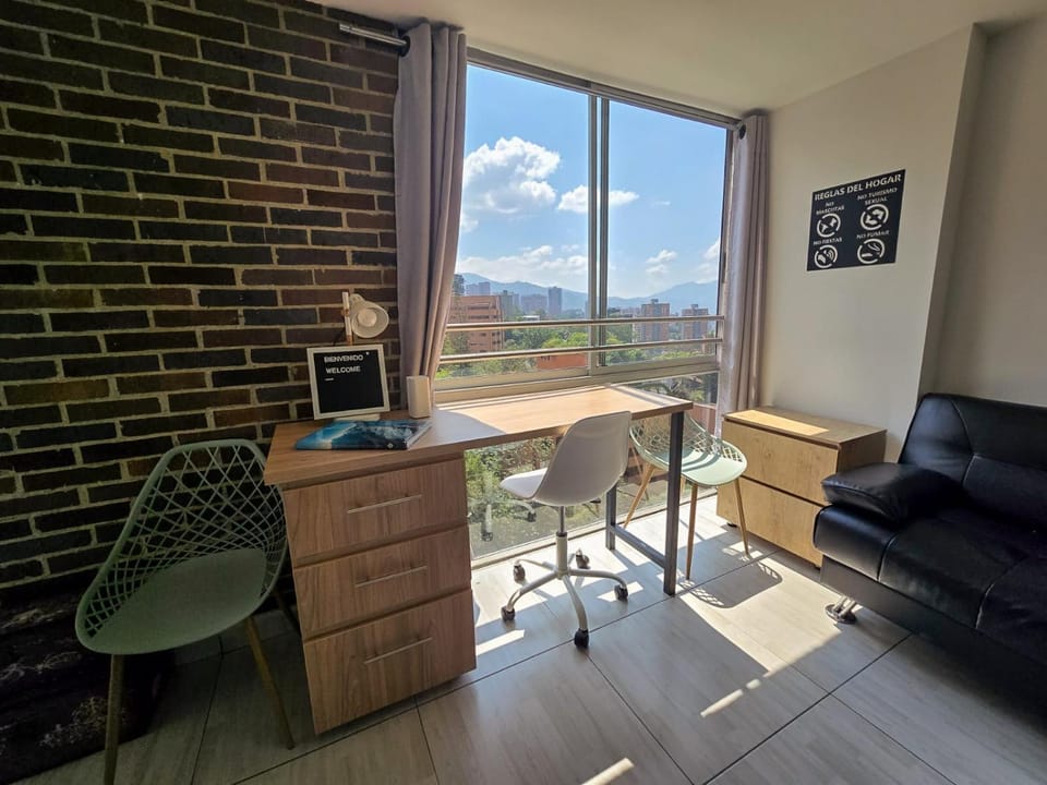 Communal lounge/ TV room, Living room