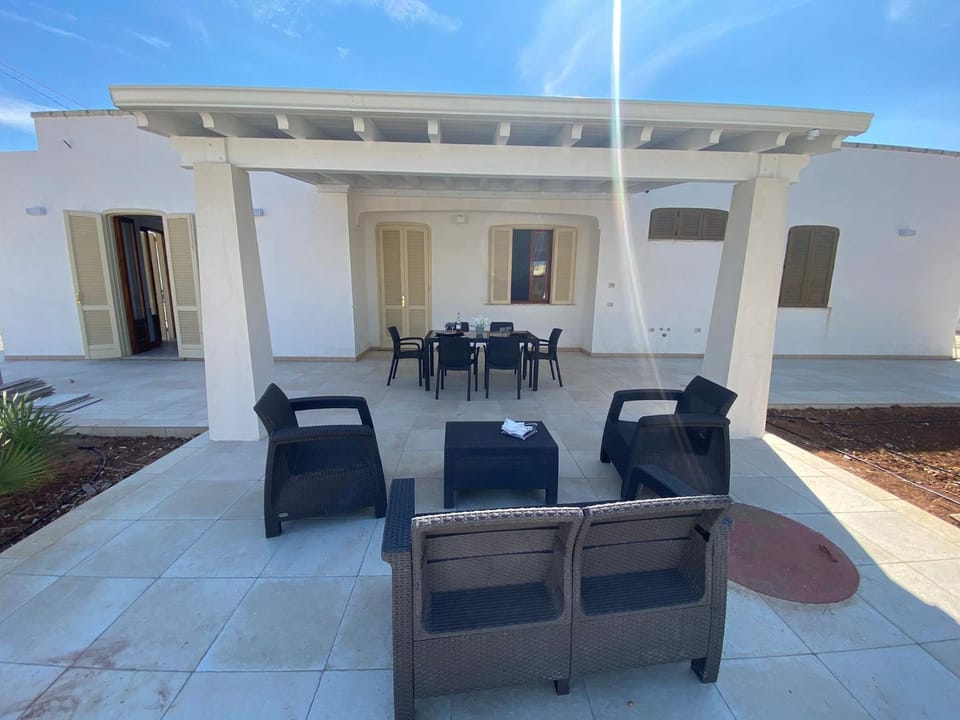 Property building, Balcony/Terrace
