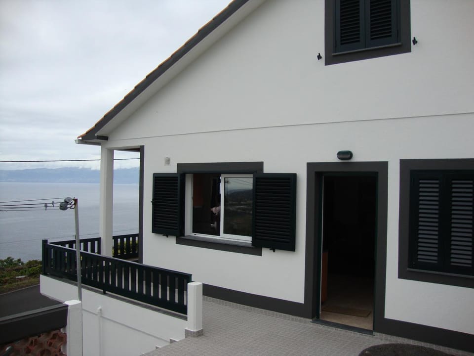 Property building, View (from property/room)