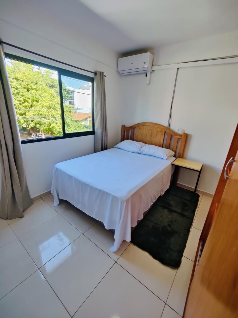 Bed, Photo of the whole room, Bedroom, air conditioner