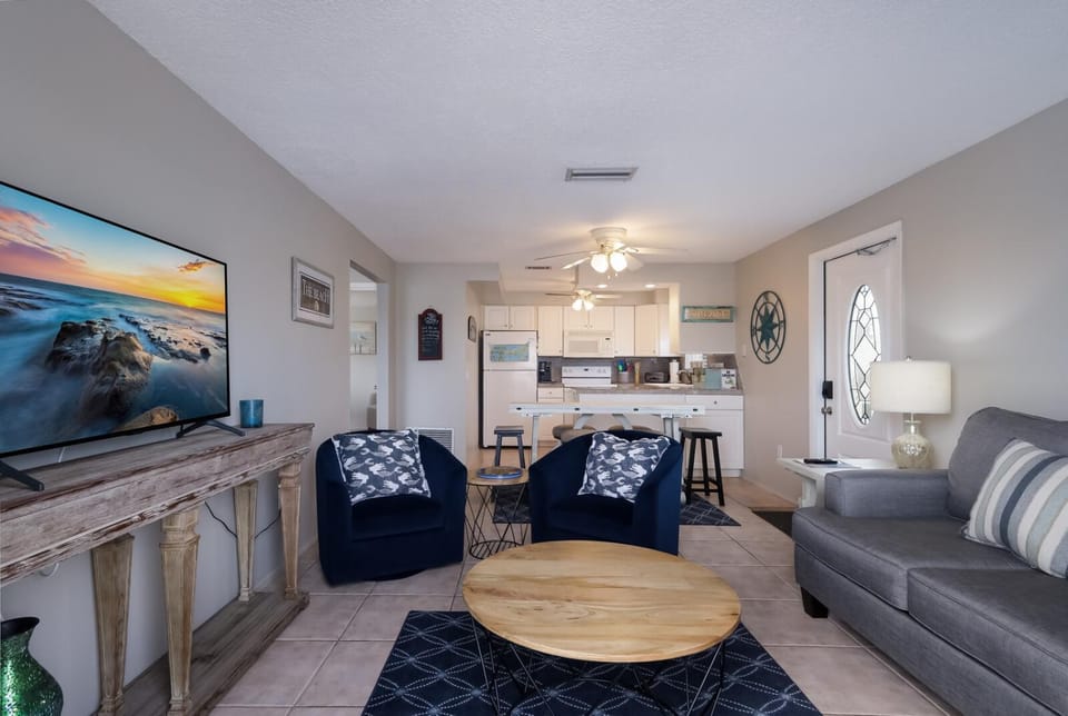 Dune Our Thing by SkyRun Anna Maria House in Holmes Beach