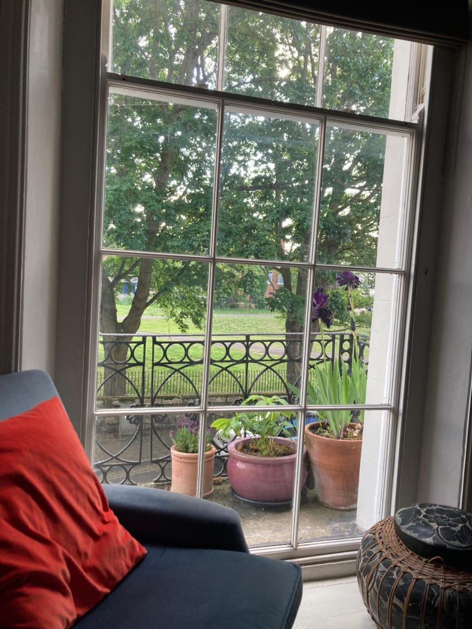 Beautiful, airy flat with Park views Apartment in Royal Leamington Spa