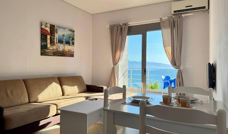 Natural landscape, Living room, Seating area, Dining area, Sea view