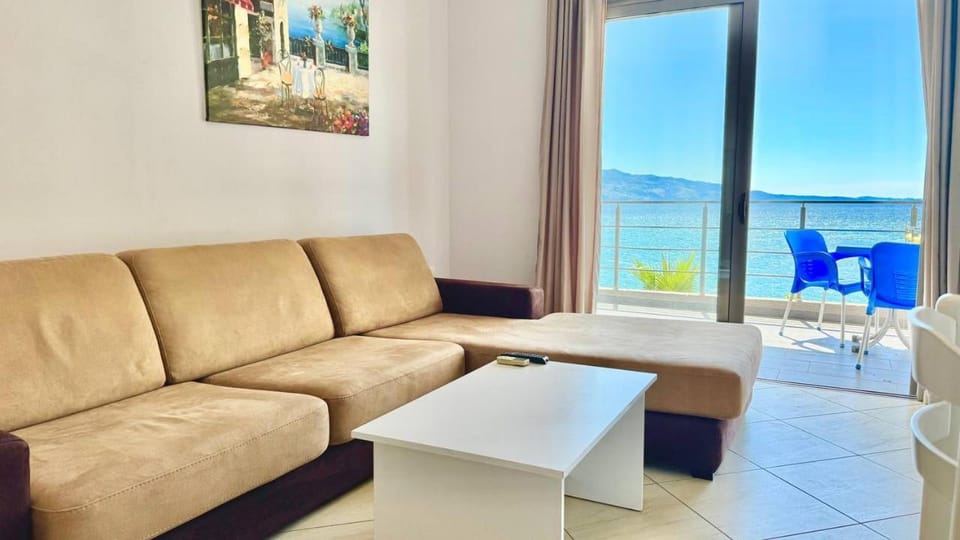 Natural landscape, Living room, Seating area, Dining area, Sea view