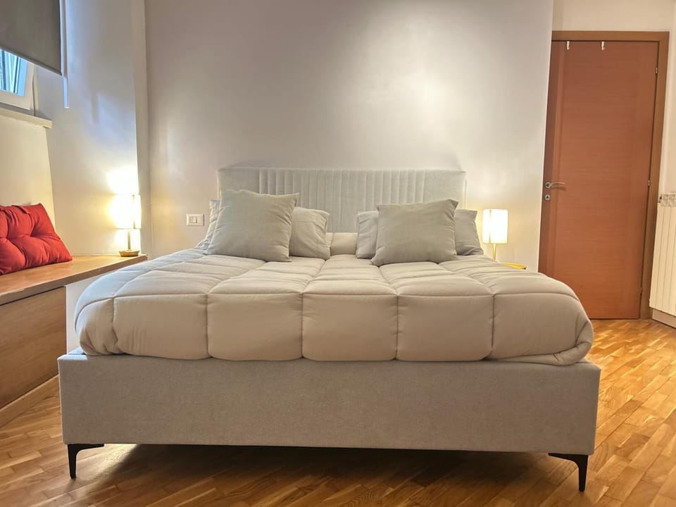 Saint John House Apartment in Rome