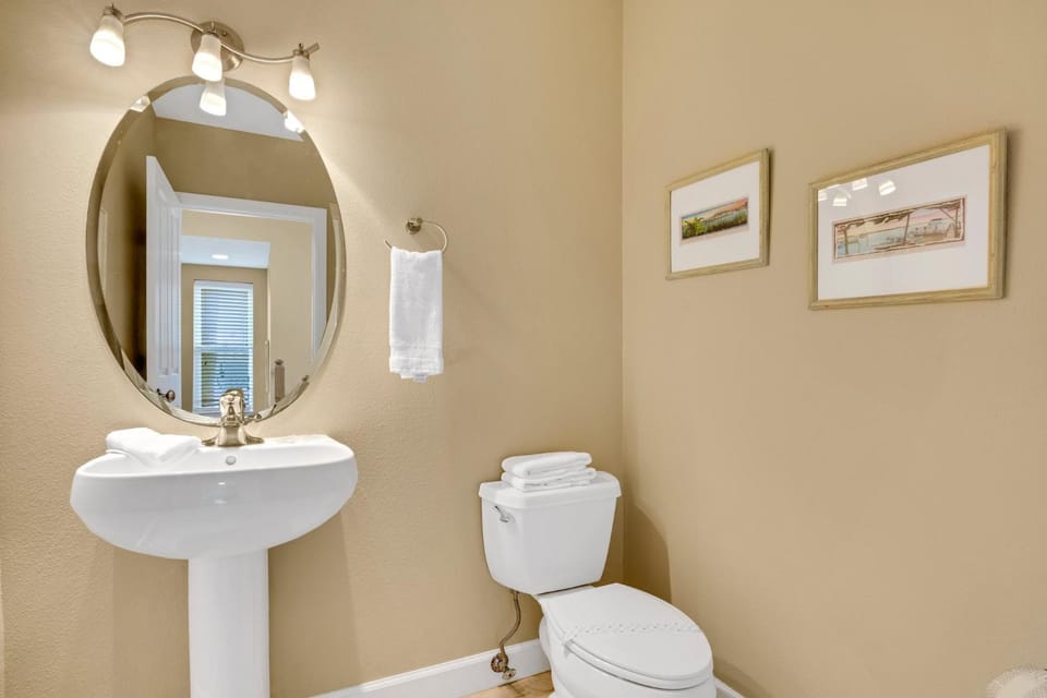 Sun Kissed Villa by SkyRun Anna Maria House in Bradenton Beach