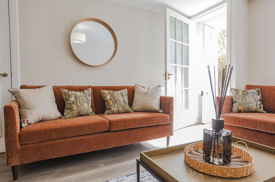 Communal lounge/ TV room, Living room