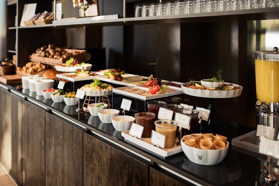 Buffet breakfast