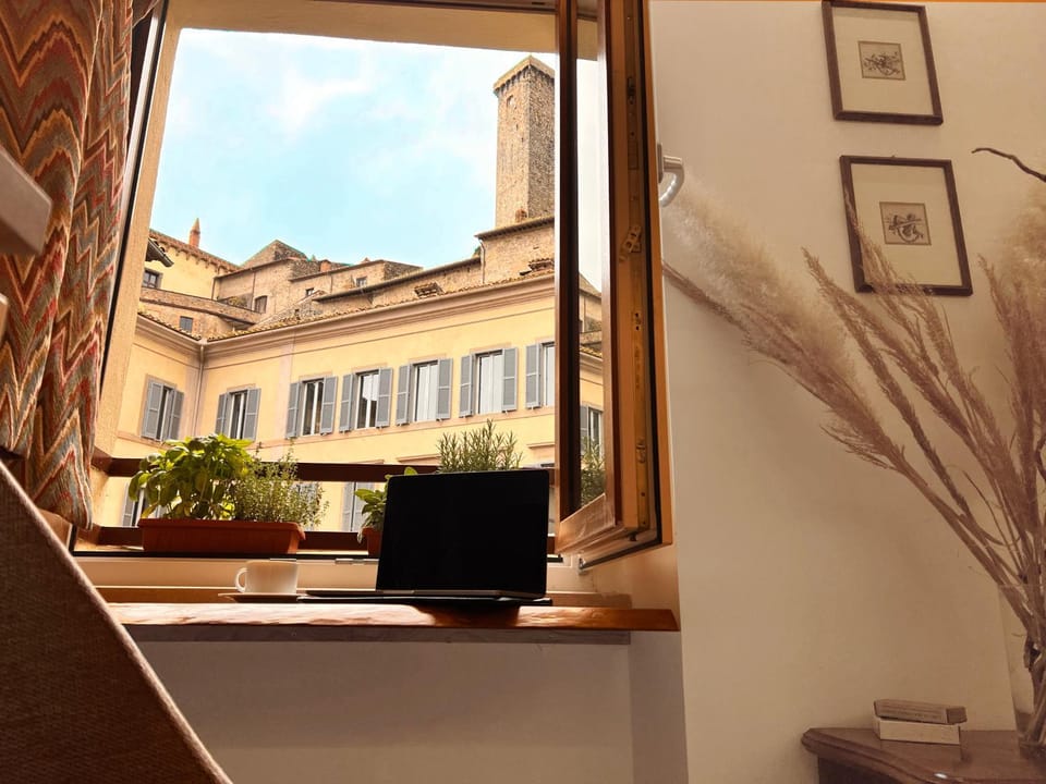 View (from property/room), City view