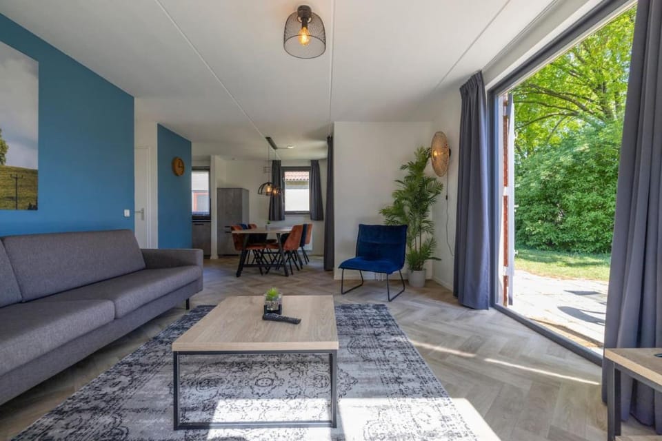 Beautiful holiday home on park on swimming water House in Gelderland, Netherlands