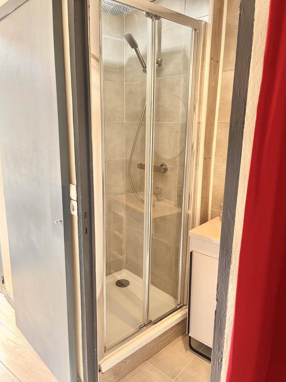 Shower, Bathroom