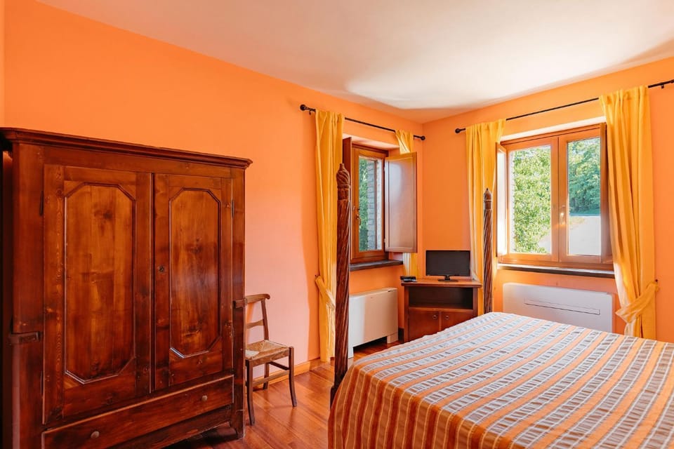 Tenuta Bellingeri - Locanda del Barco Farm Stay in Lombardy