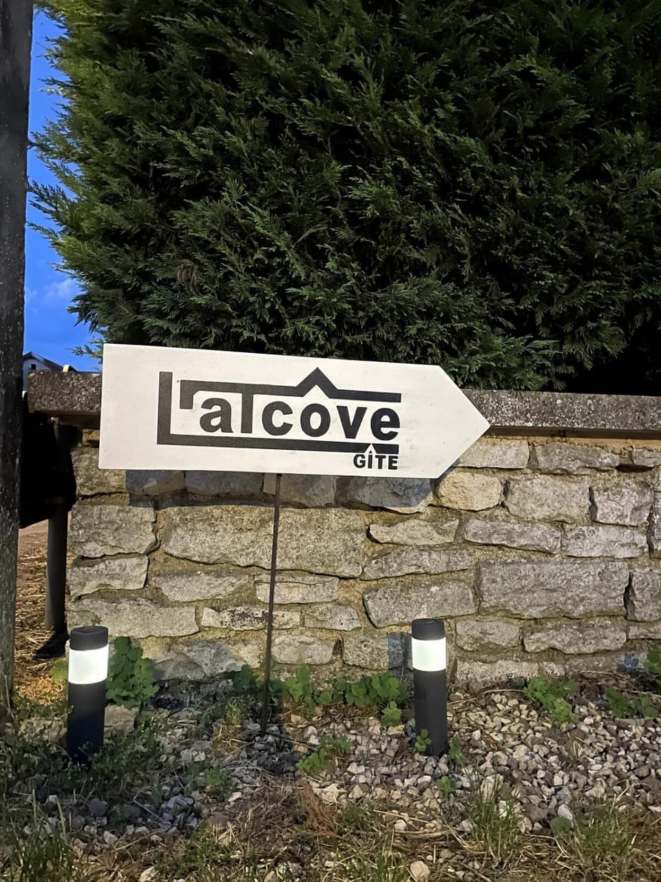 Property logo or sign, Logo/Certificate/Sign