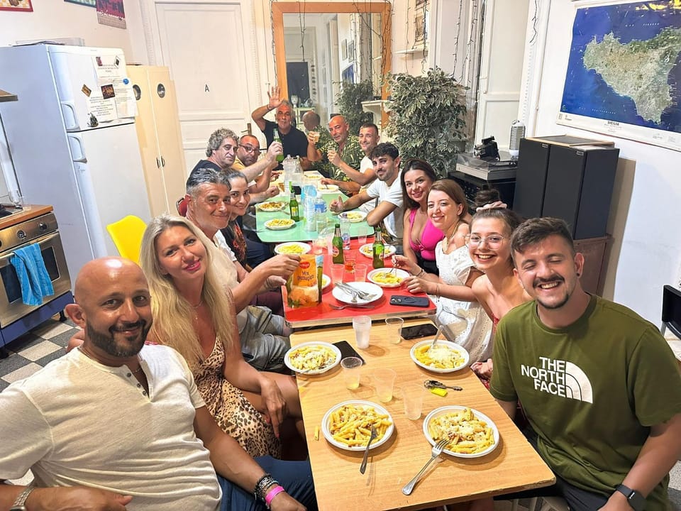 Communal kitchen, group of guests