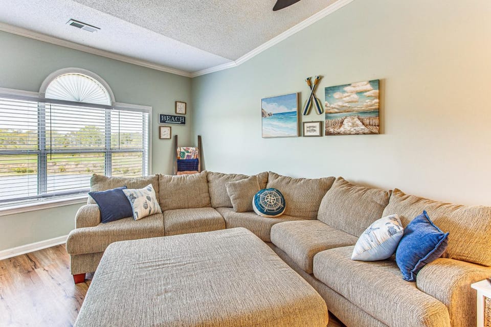 Balcony + Pool Access: Serene Little River Retreat House in North Myrtle Beach