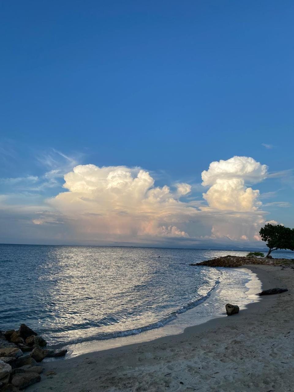 Las Margaritas Frente al Mar 2 Apartment in Sagoc
