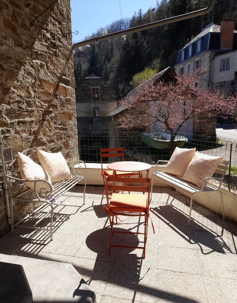 Inner courtyard view