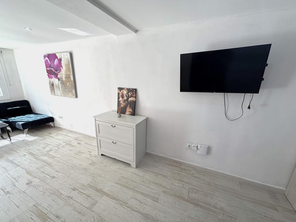 Evans Realty AS Lujoso estudio Nikki Beach Apartment in Marbella