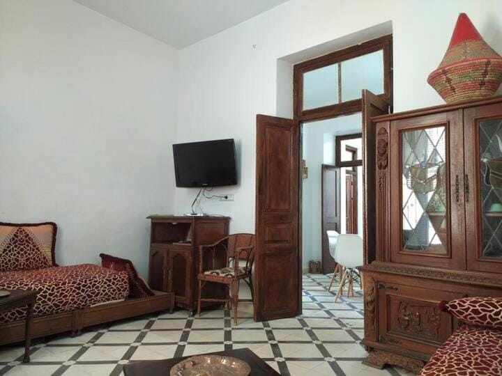 Charming Apartment with Sea View 5 Min Walk to City Center Apartment in Tangier