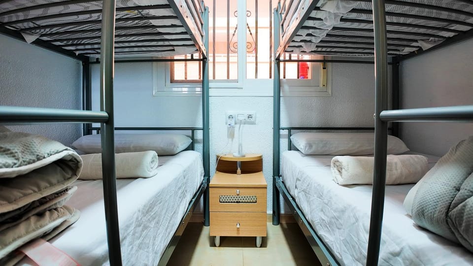 Bed, Photo of the whole room, Seating area, Bedroom