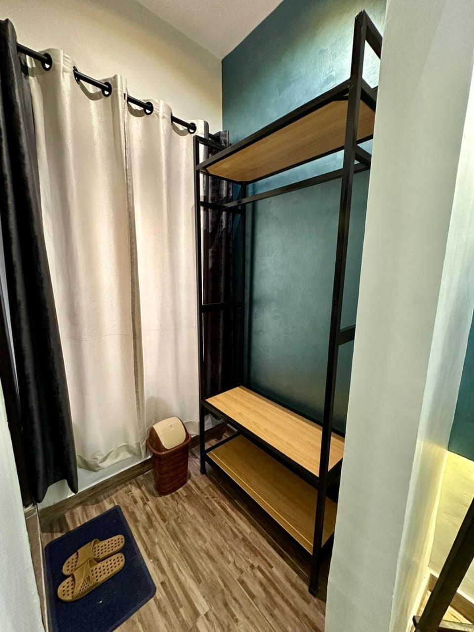 Bedroom, wardrobe