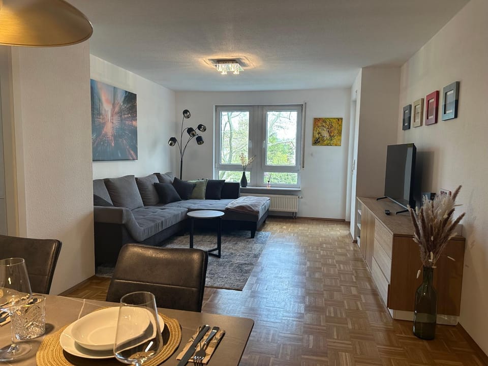 Communal lounge/ TV room, Living room, Dining area